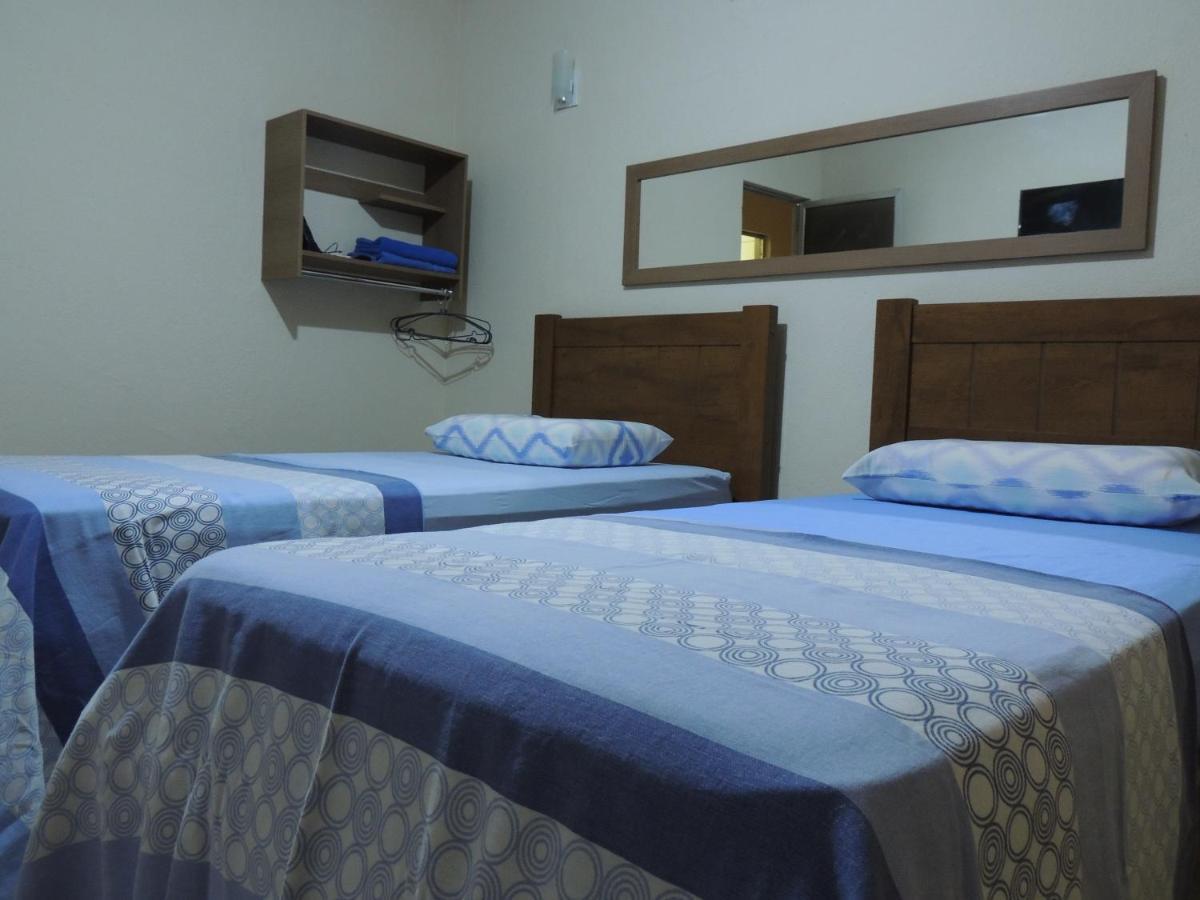 Quartos Em Casa In Caxias Da Paraiso Дукі-ді-Кашіас Екстер'єр фото