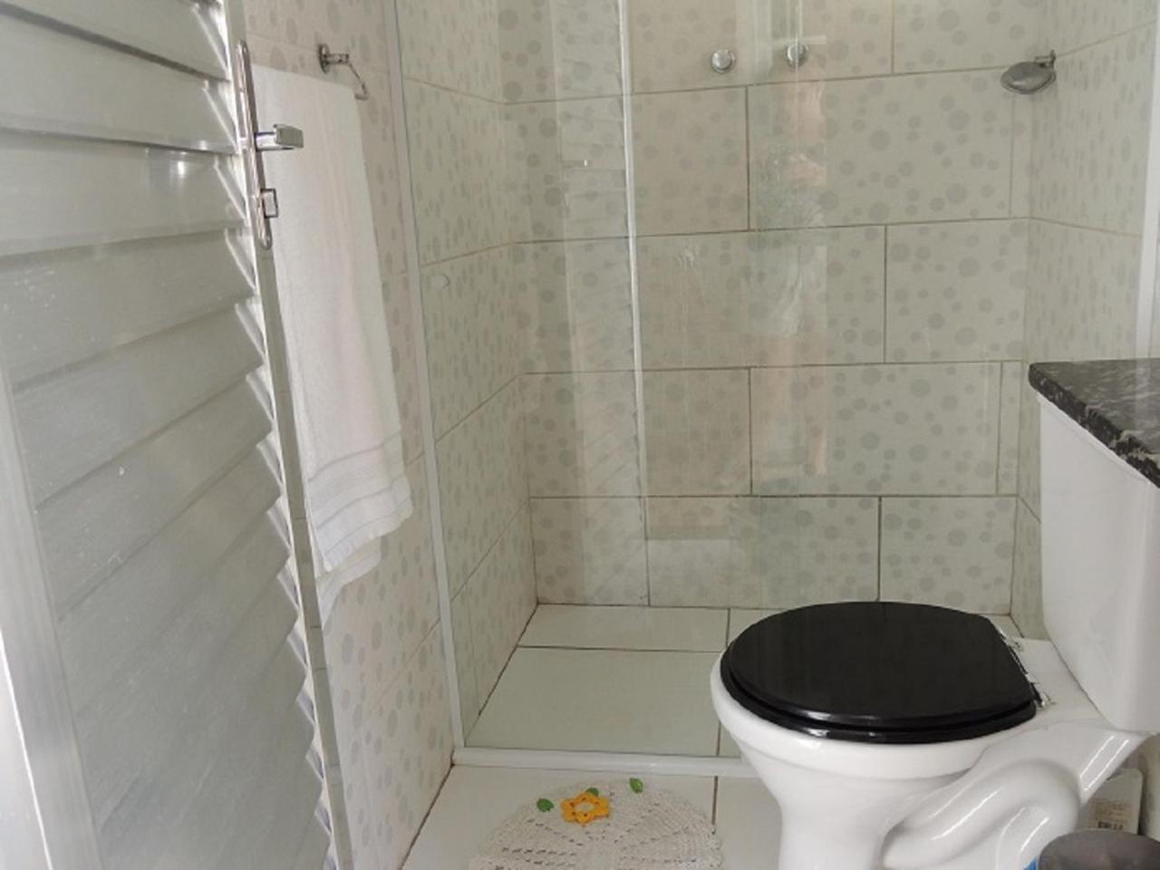 Quartos Em Casa In Caxias Da Paraiso Дукі-ді-Кашіас Екстер'єр фото